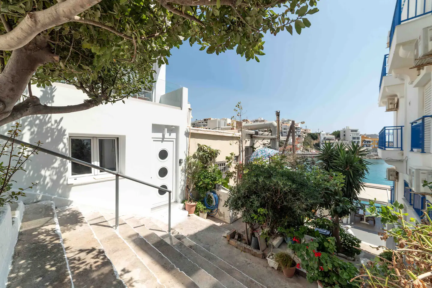 Property Photo 1n