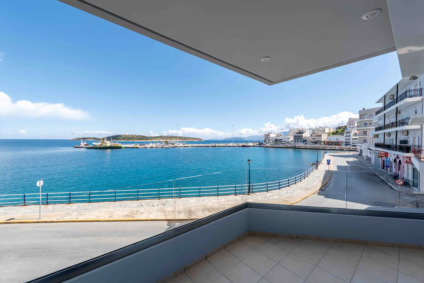 Property Photo 8n